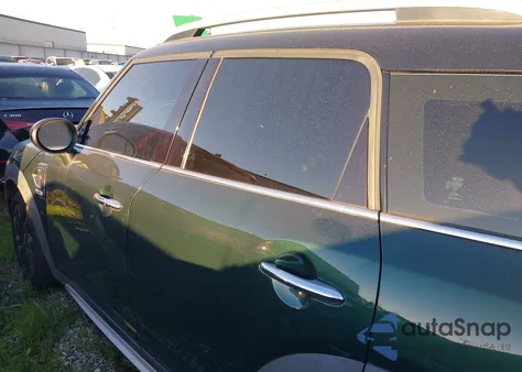 2019 Mini Countryman Cooper S z USA, uszkodzony, nr VIN WMZYT3C59K3E95158